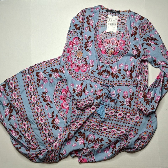 Blue and Pink Long Sleeve Dress - Picture 3 of 7